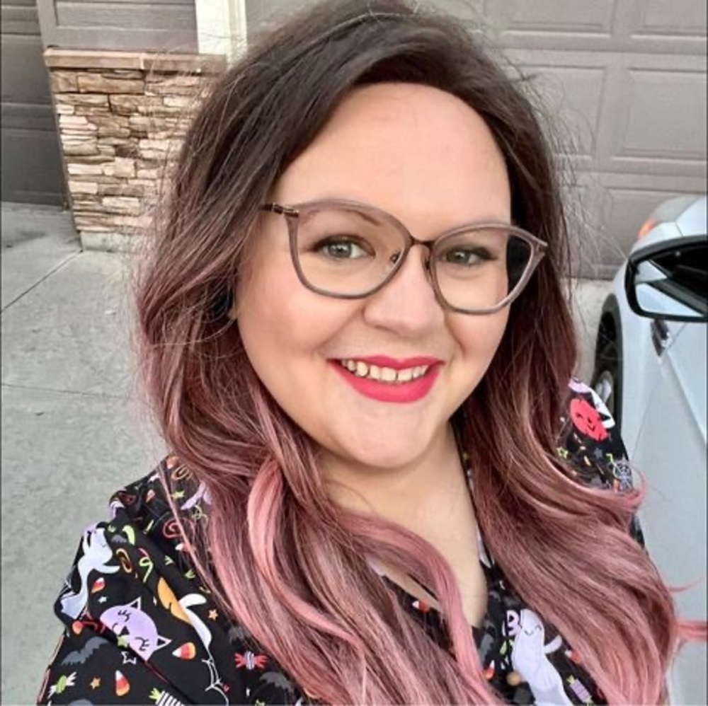Meet your Posher, Jenn